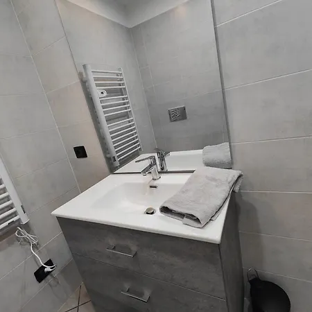 Daire Tra Langhe&roero 1 *